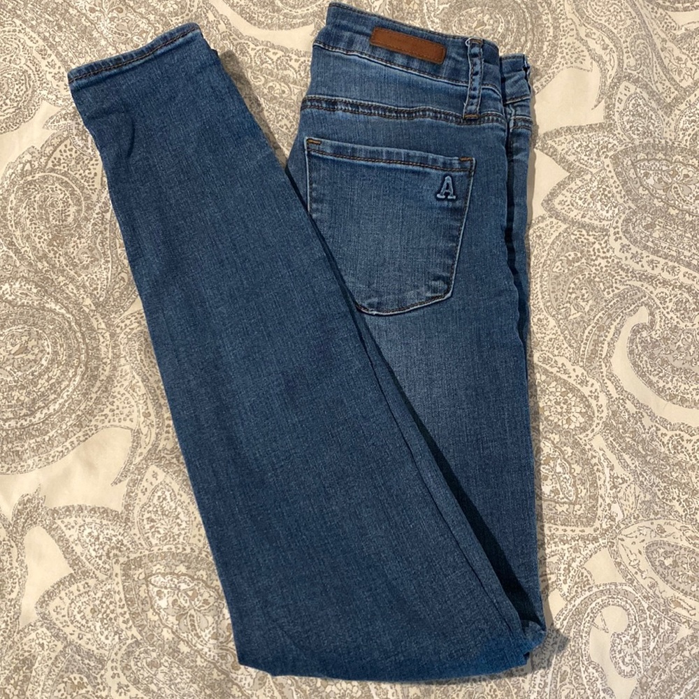 Articles of Society Jean